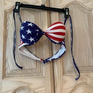 Size Small swimsuit top